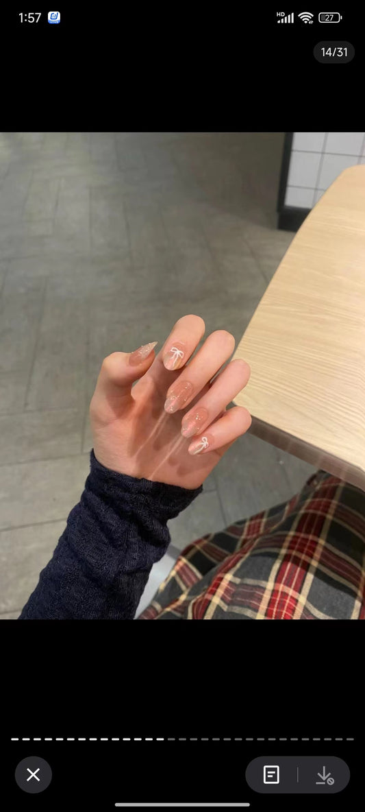 nails